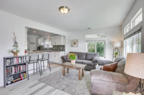 2 Blocks to Beach Dog-Friendly Oceano Cottage